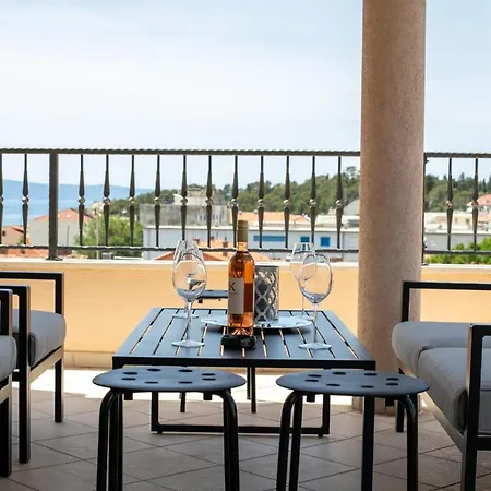 L&m Makarska