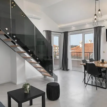 Apartment L&m *